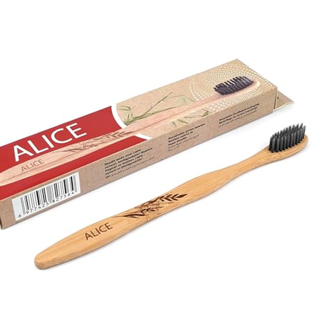 فرشاة أسنان خشبية بشعيرات مشبعة بالفحم من أليس