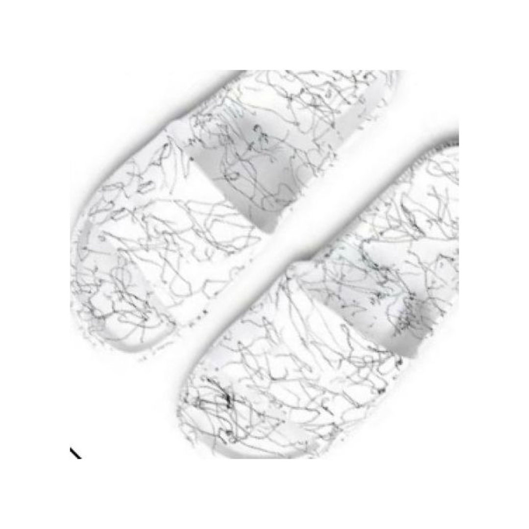 شبشب رجالي بخطوط بيضاء وسوداء