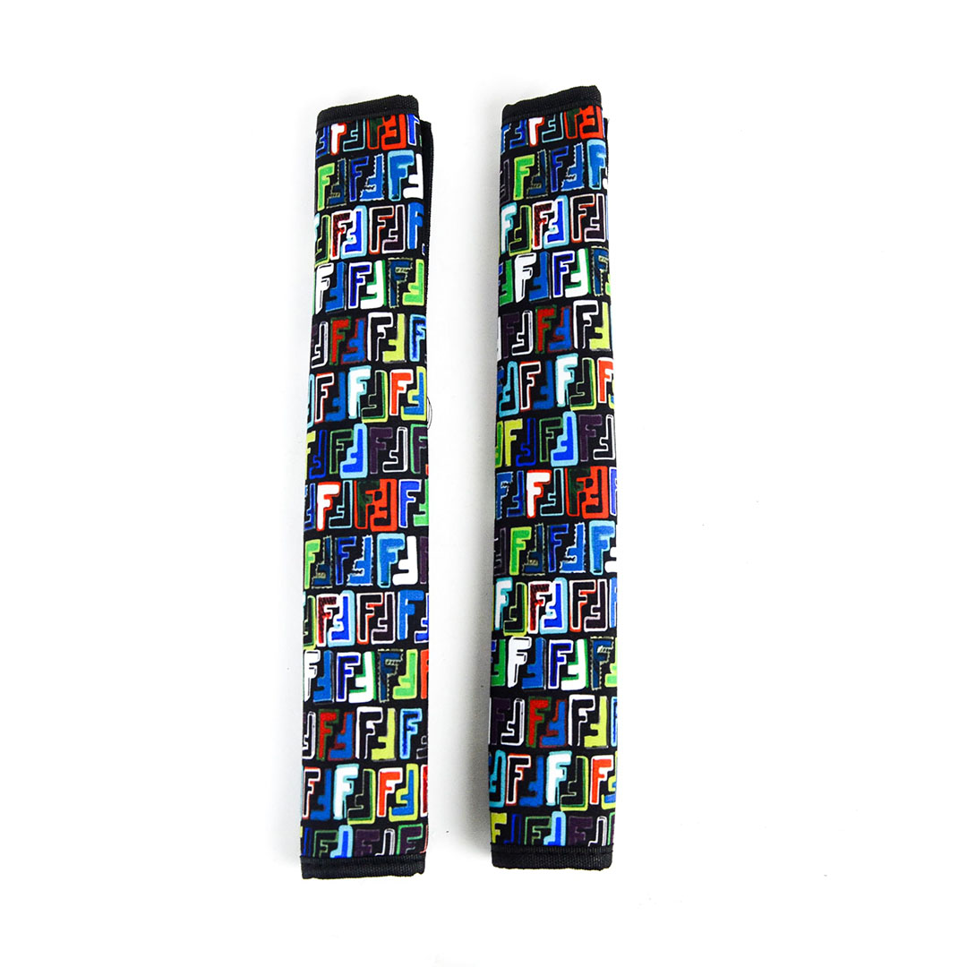 غطاء حزام أمان - شكل دابل F - أسود - قطعتين