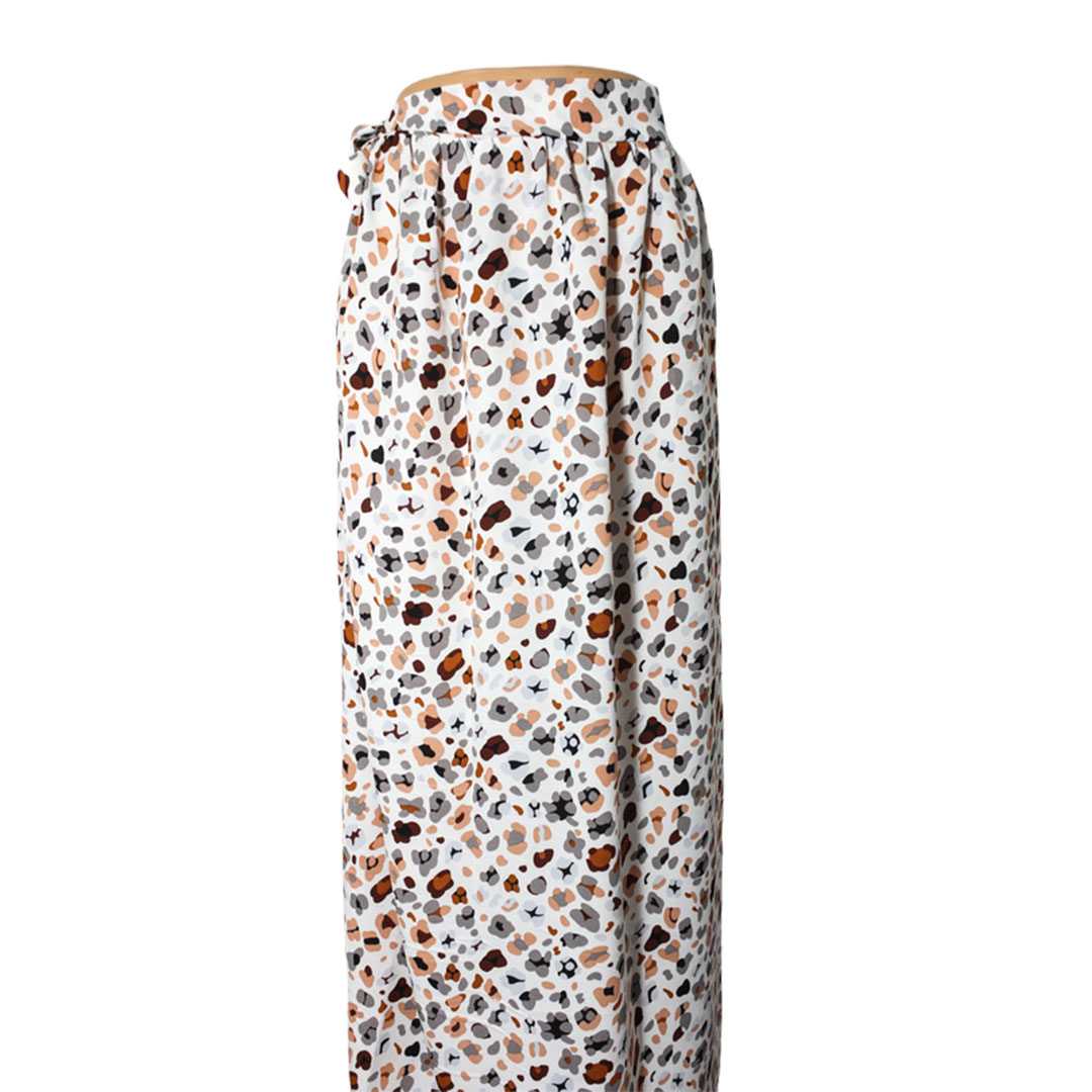 1446 كاش مايوه حريمي - أبيض