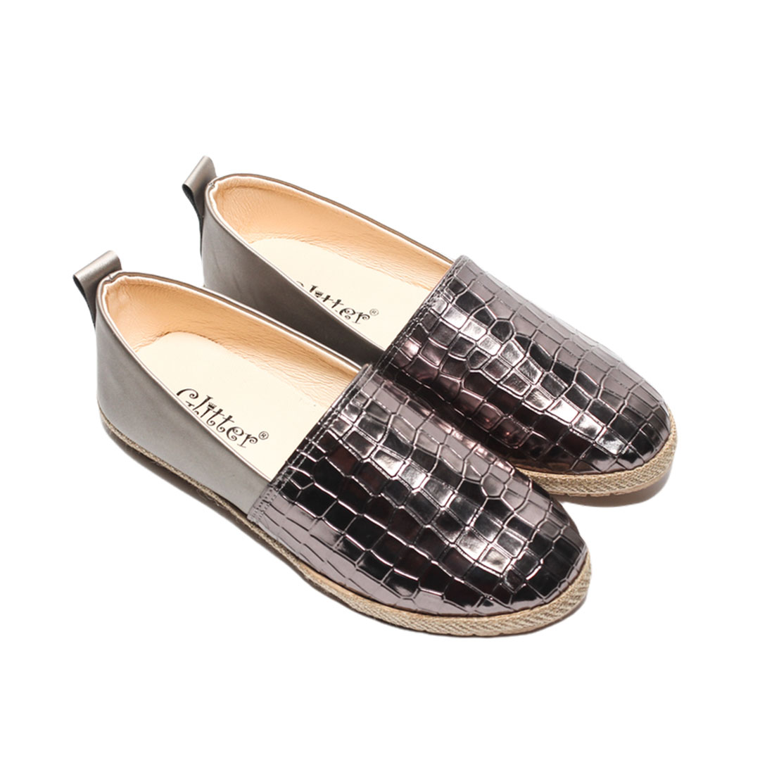 1889 جزمه كاجوال حريمي - رمادي