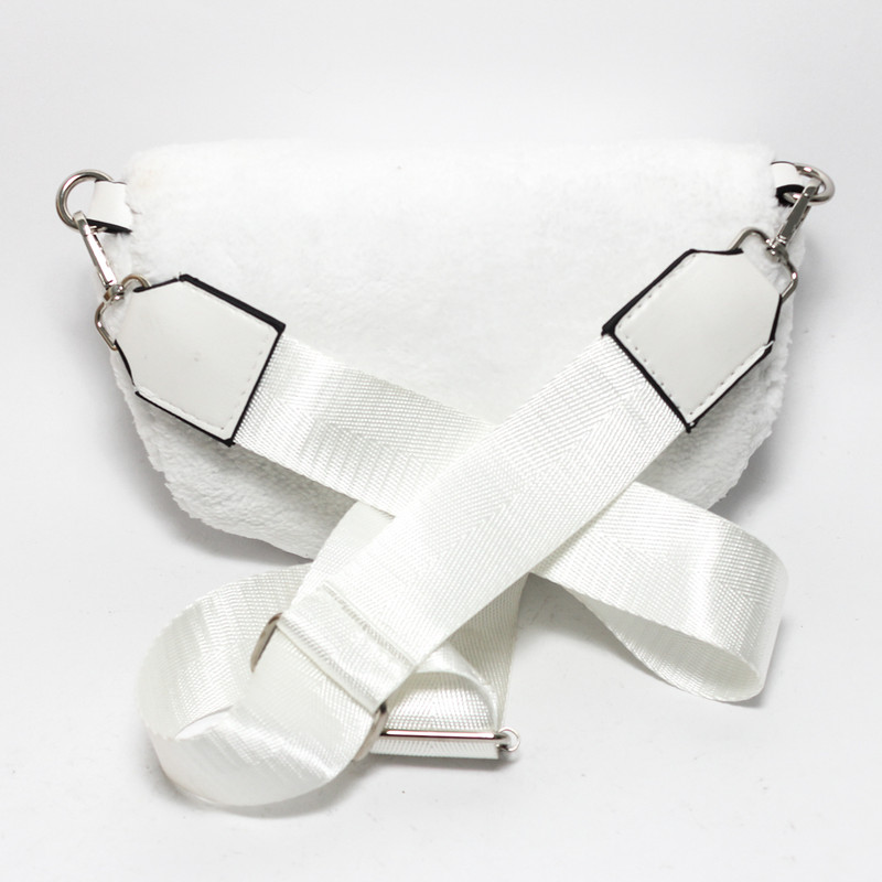 4785 شنطة وسط حريمي كاجوال - أبيض