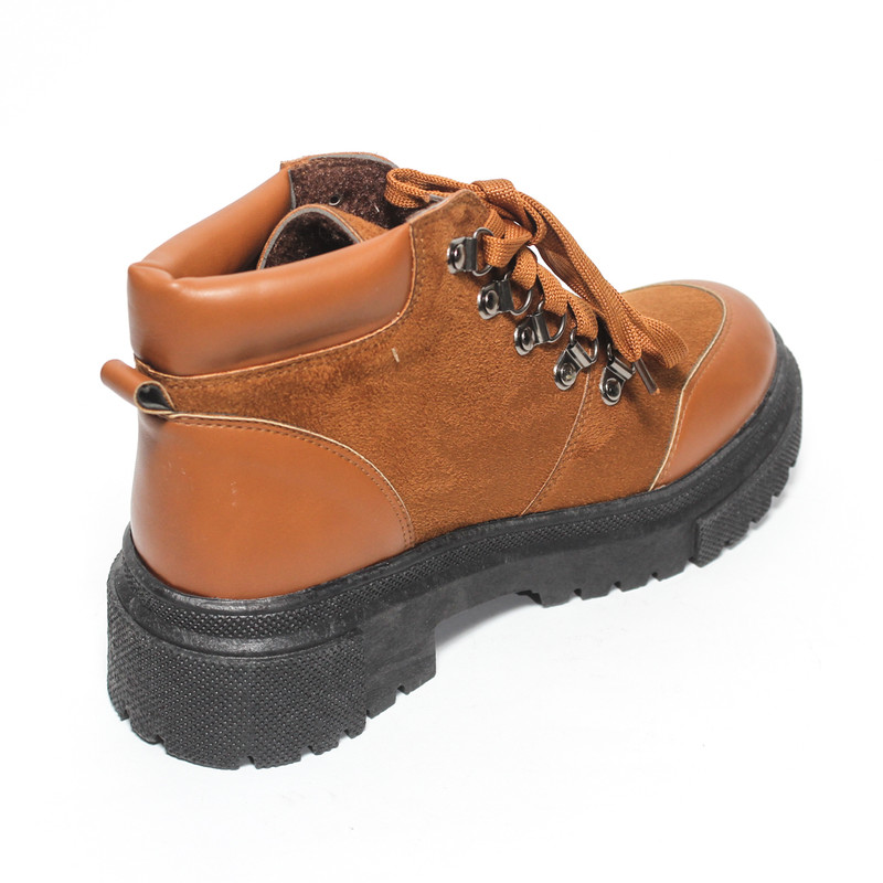 615 هاف بوت حريمي - جملي