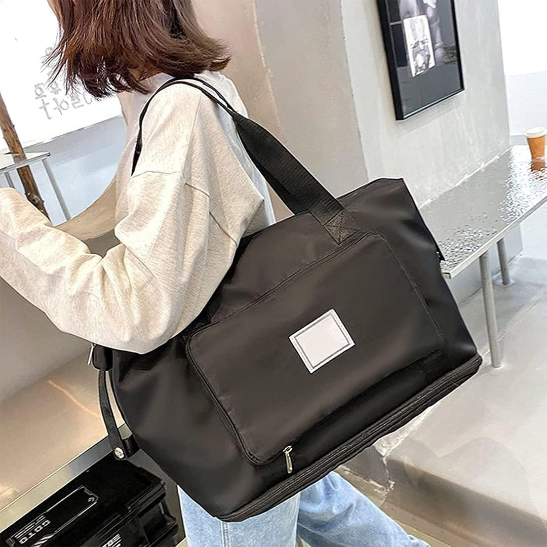 شنطة كبيرة خفيفة الوزن ومقاومة للماء - أسود