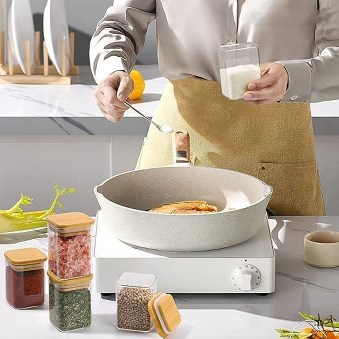 طقم برطمانات توابل محكمة الغلق مع اغطية من الخشب - سعة 200 مل - 12 قطعة