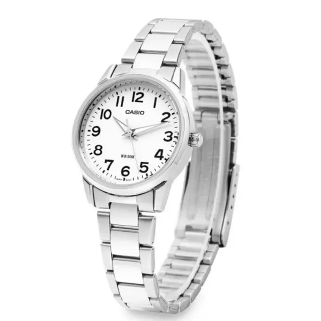 LTP-1303D-7BVDF ساعة حريمي مقاومة للماء - 30 ملم - فضي