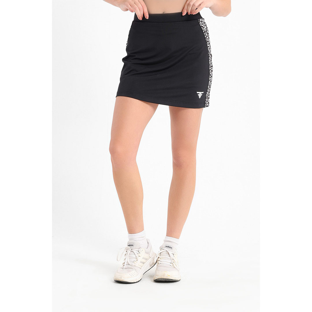 جيبة تنس منقوشة حريمي - أسود