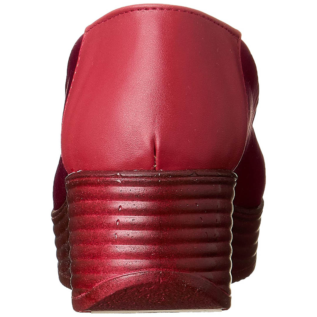 134-B38 جزمة حريمي كاجوال بكعب - نبيتي