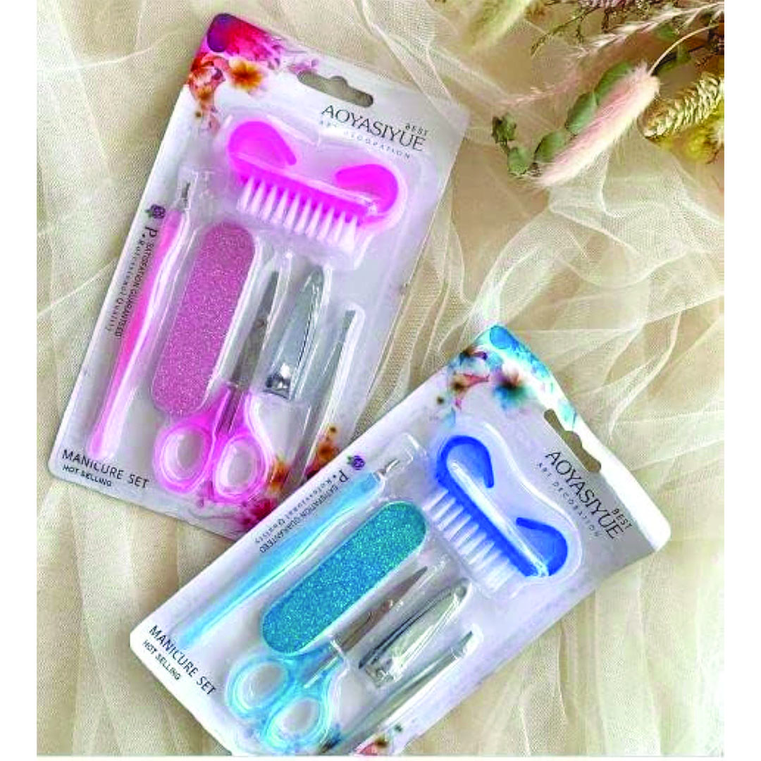 مجموعة مانيكير وباديكير للنساء - 6 قطع - متعددة الألوان
