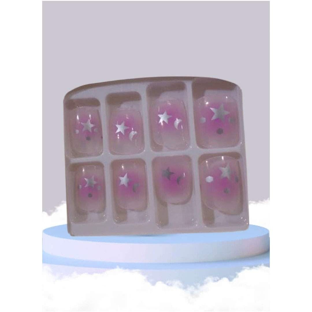 أظافر صناعية طبيعية المظهر - 12 قطعة جذابة