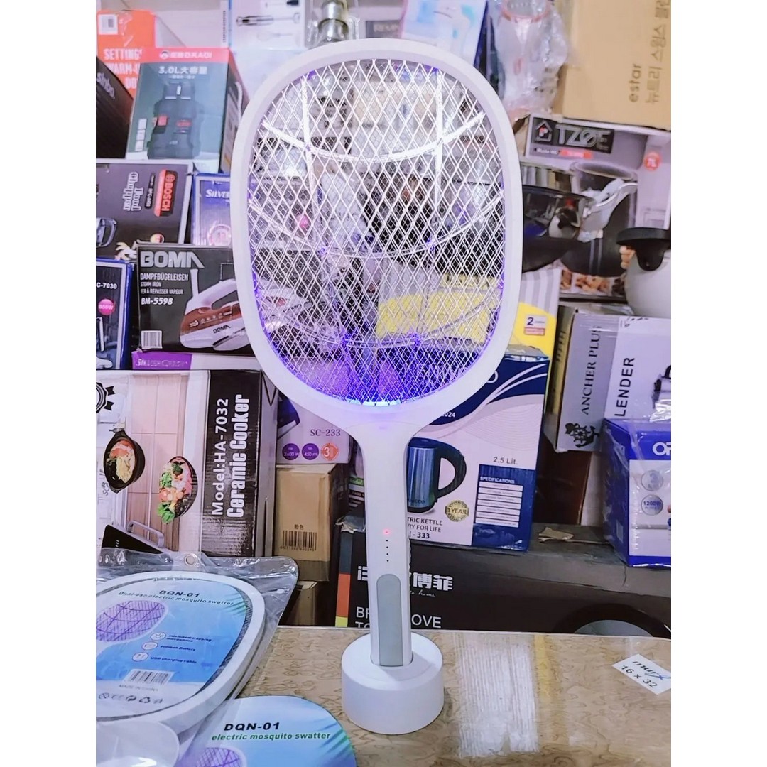 مضرب حشرات قابل للشحن - 400 مللي أمبير - أبيض