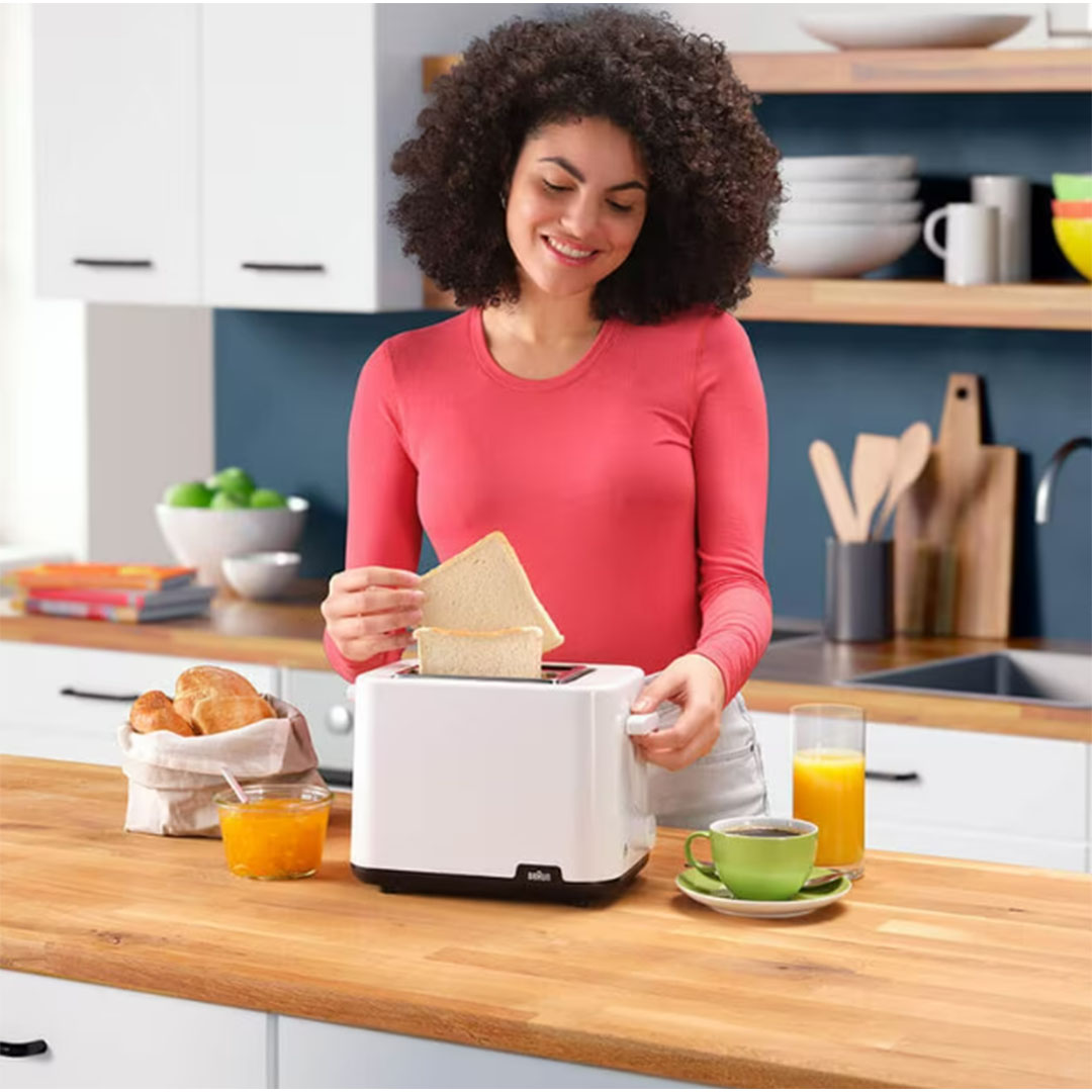 HT 1010 توستر توست براون - 900 وات - أبيض