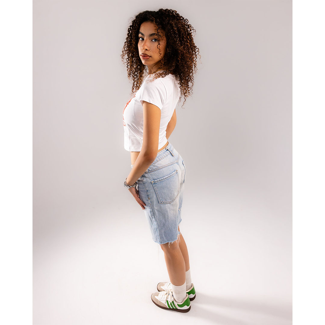 تيشيرت هوت ون قصير حريمي