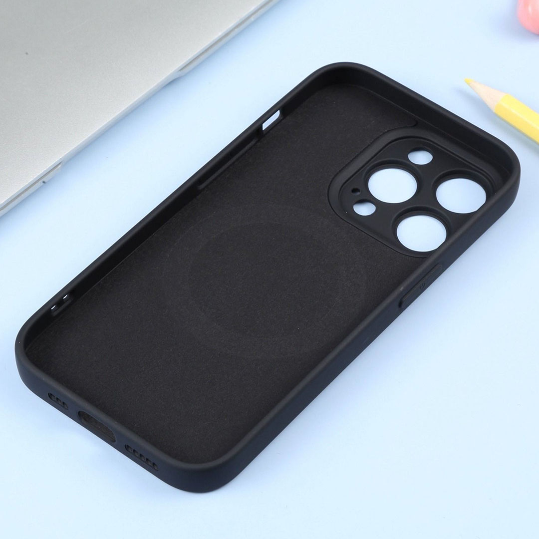 جراب سيليكون لموبايل أيفون 14 بروماكس - أسود