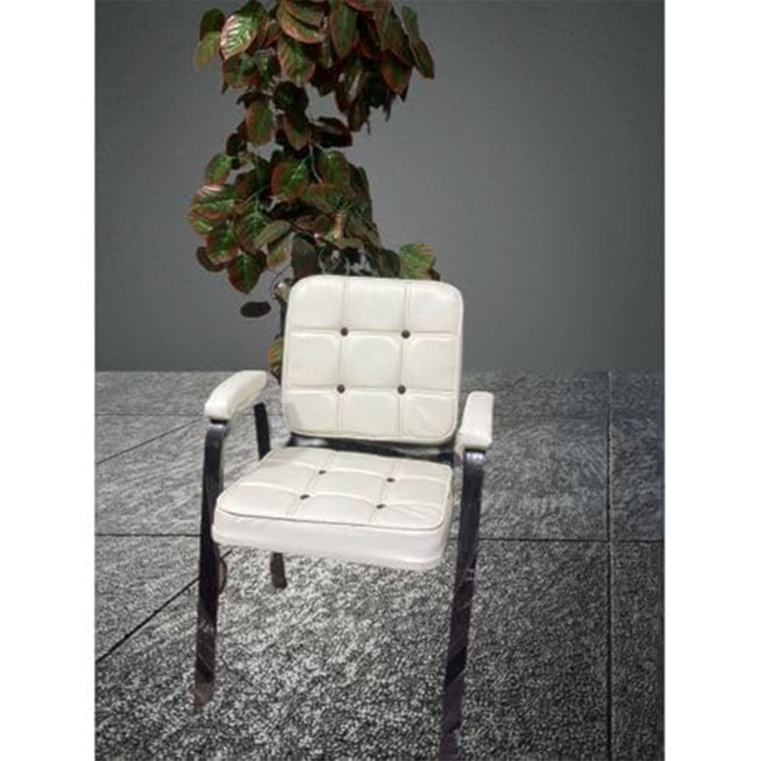 كرسي انتظار إيطالي عام - أبيض - مكتب تصميم كلاسيكي