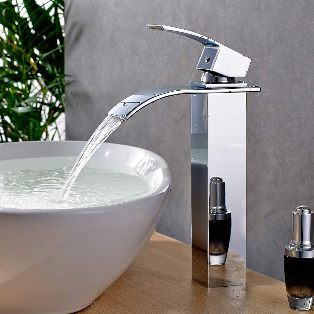 حنفية شلال نحاسية ساخنة وباردة - فضي