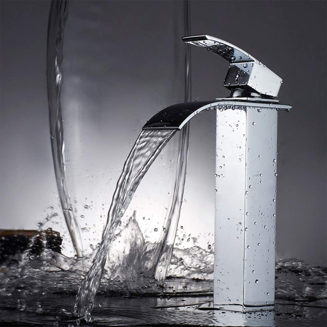 حنفية شلال نحاسية ساخنة وباردة - فضي