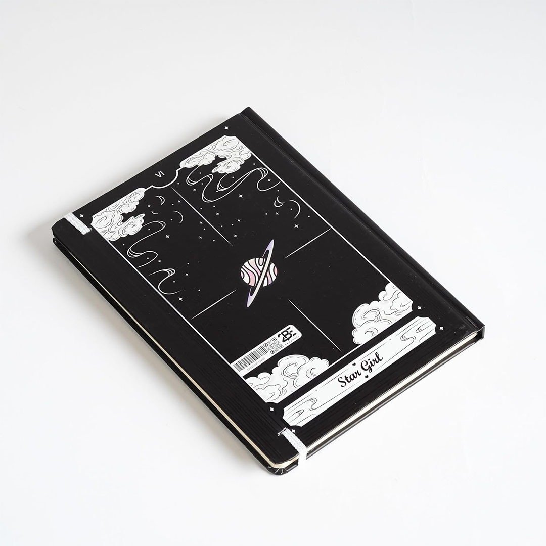 كشكول A5 شكل فتاة لطيفة 80 ورقة - أسود