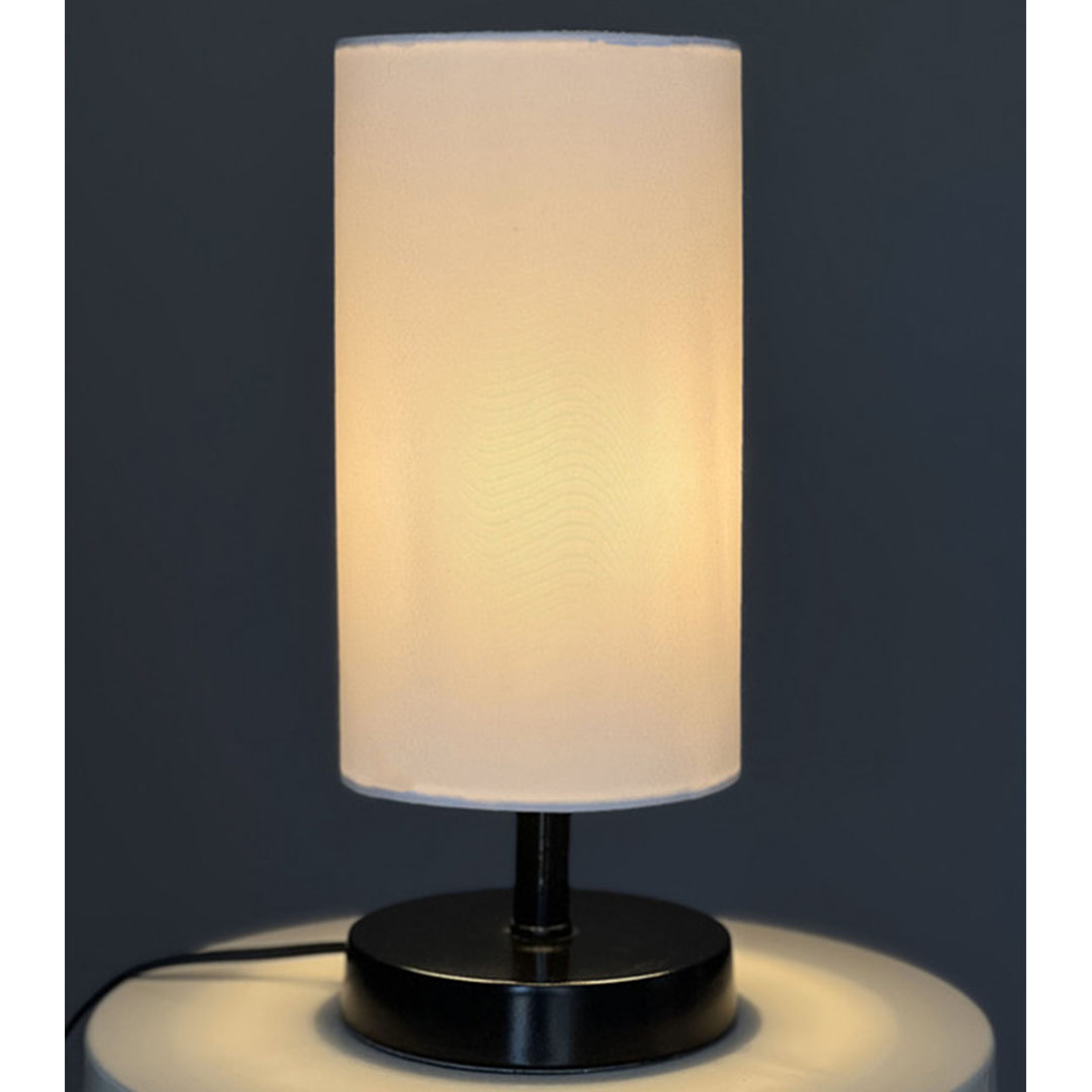 أباجورة للمكتب مودرن - أسود/أبيض - YLN-13