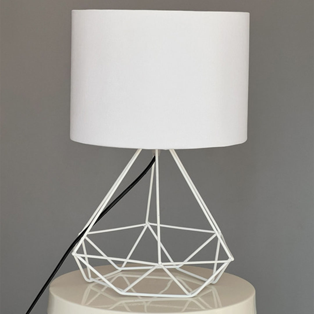 أباجورة للمكتب مودرن - أبيض - YLN-24