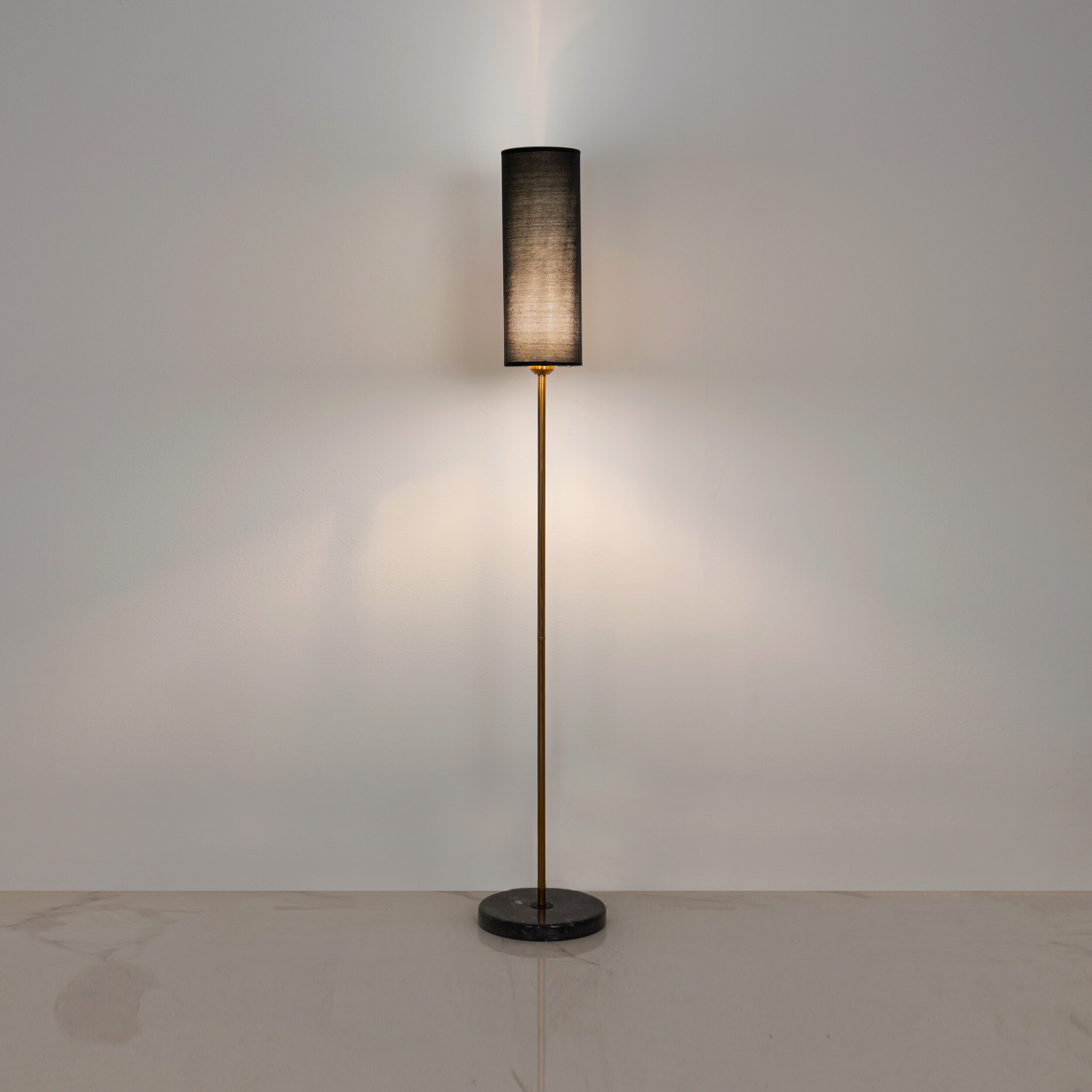 لمبادير ذهبي قاعدة رخام - اسود