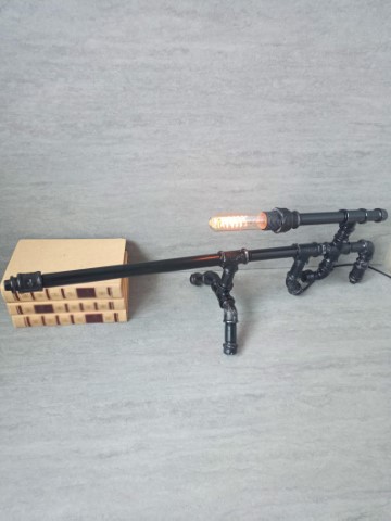 اباجورة شكل بندقية - أسود