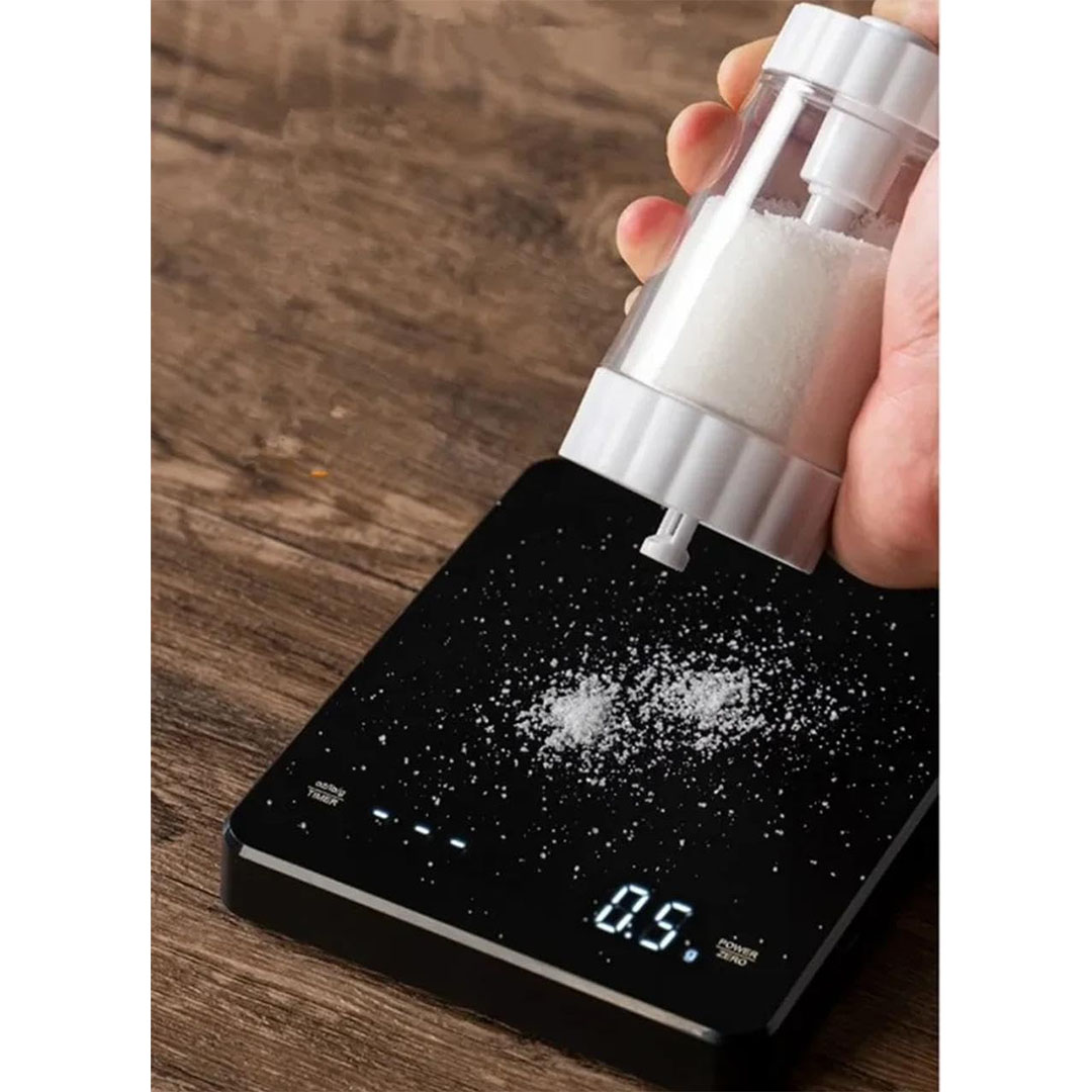 موزع توابل بلاستيك - أبيض