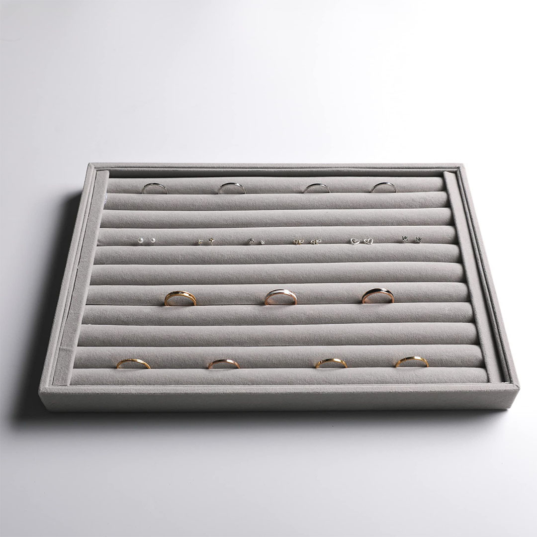 طقم منظم مجوهرات قطيفة - 4 قطع - رمادي