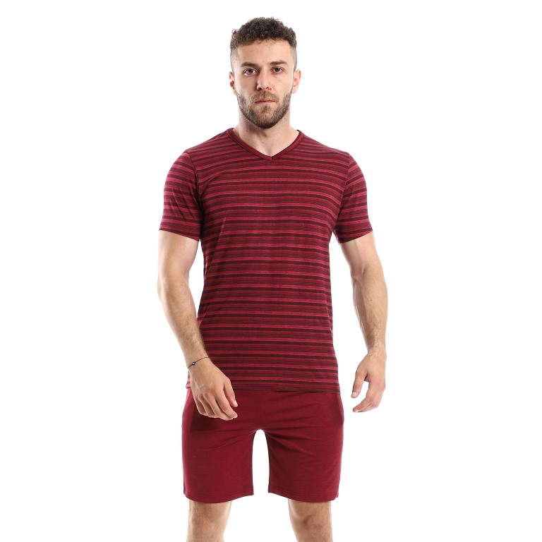 بيجاما رجالي نص كم برقبة V و شورت