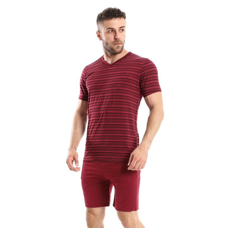 بيجاما رجالي نص كم برقبة V و شورت