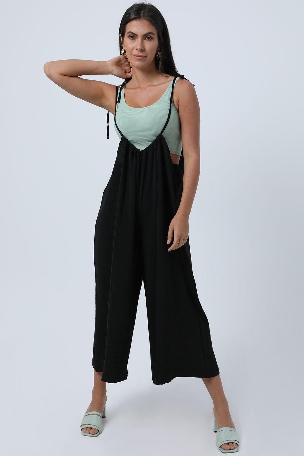 سالوبيت كاجوال بحمالات رفيعة