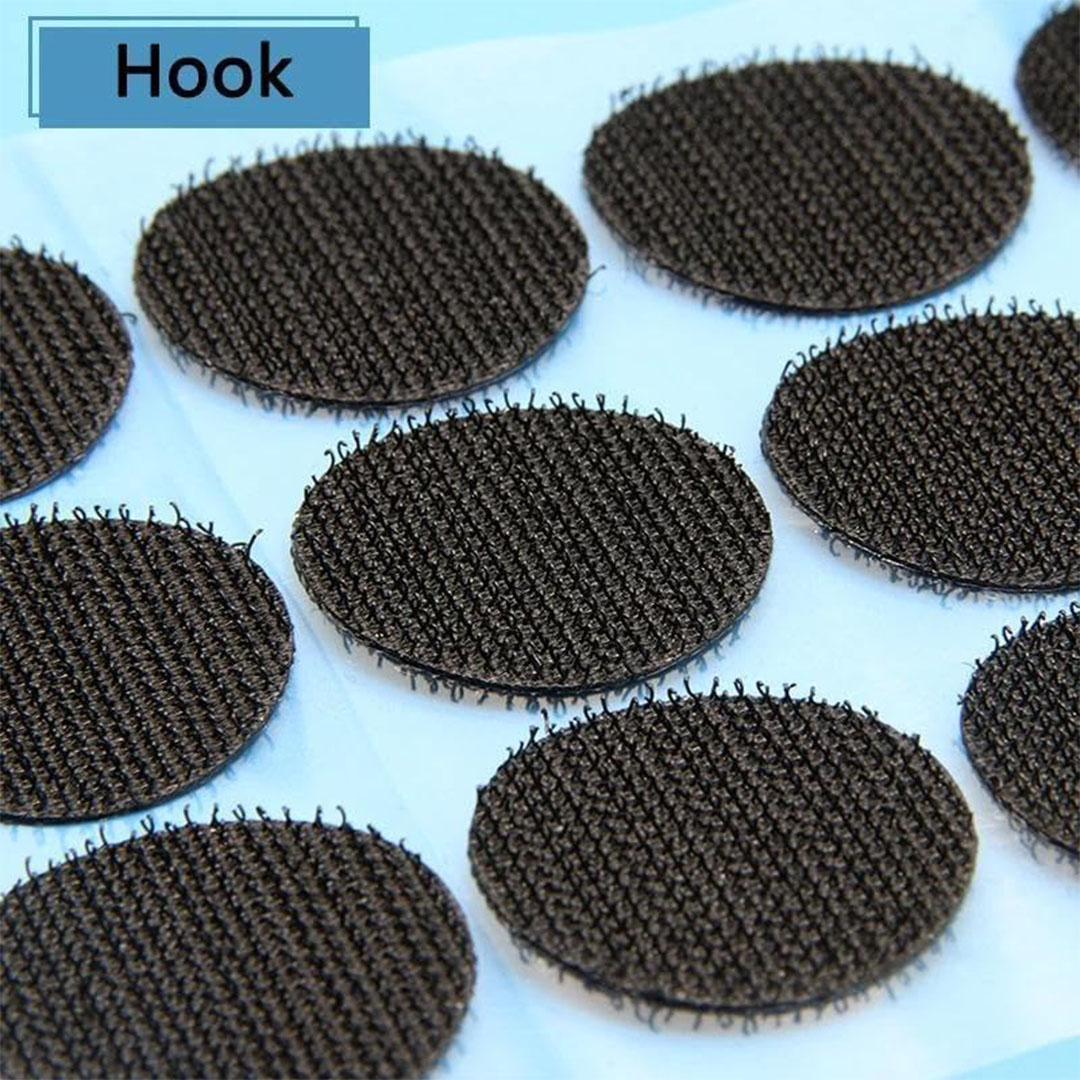 لاصق للسجاد والمشاية - 5 قطع - أسود