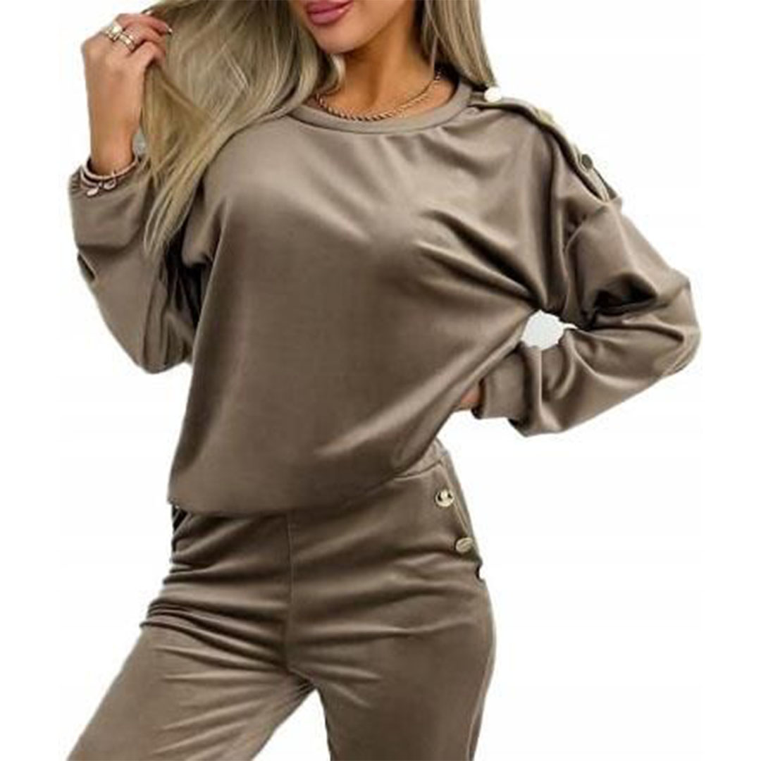 طقم رياضي نسائي من القطيفة - بيج