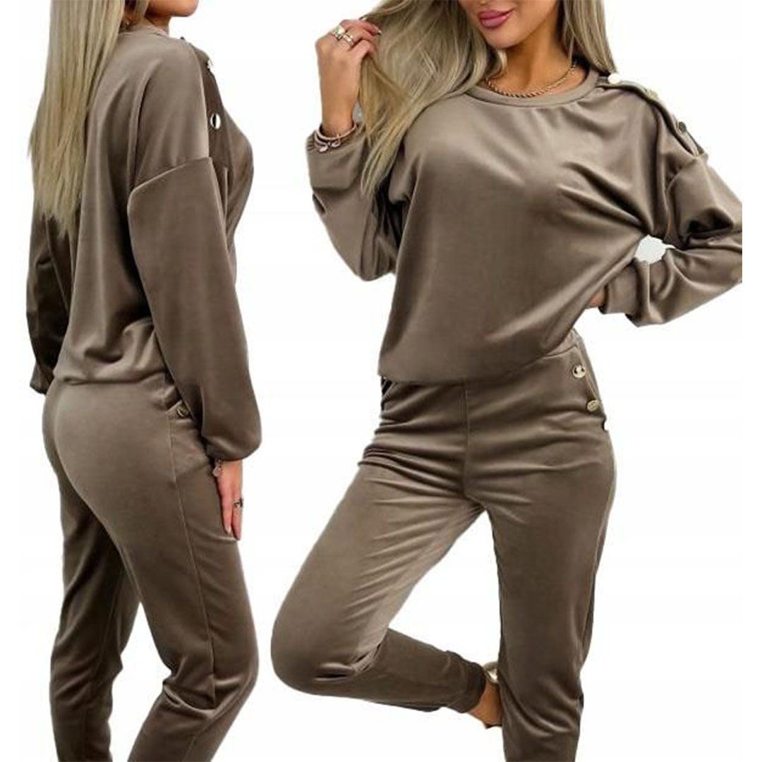 طقم رياضي نسائي من القطيفة - بيج