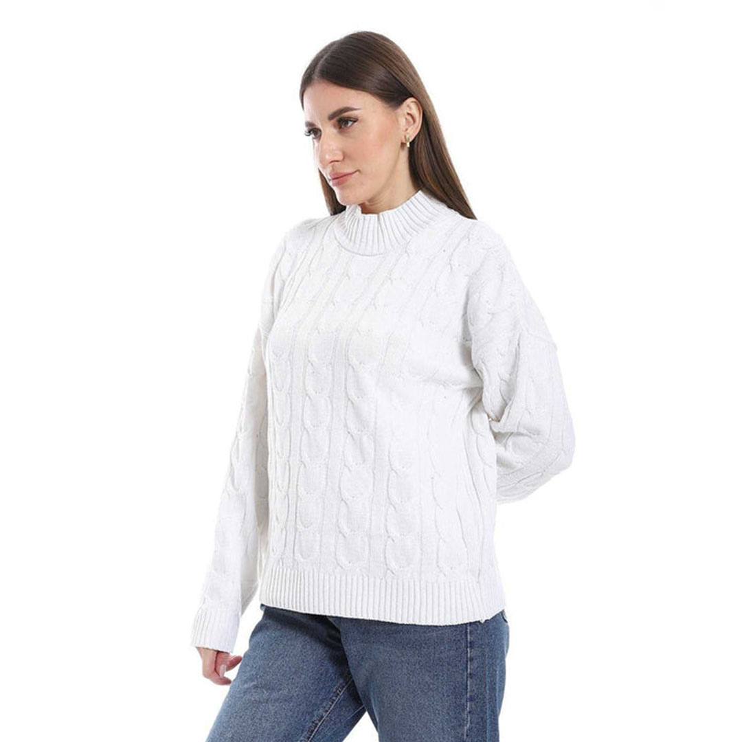 بلوفر صوف نسائي سادة بنصف رقبة - أبيض