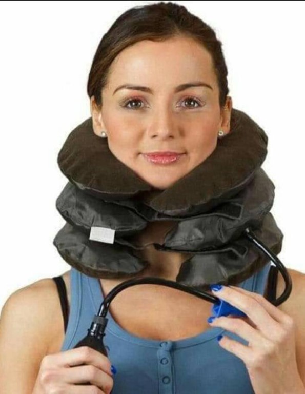 مخدة الرقبة الهوائية