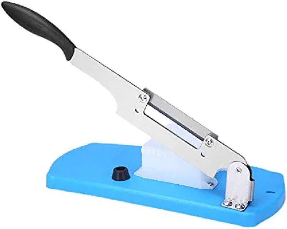 أداة تقطيع اللحوم و الخضار اليدوية