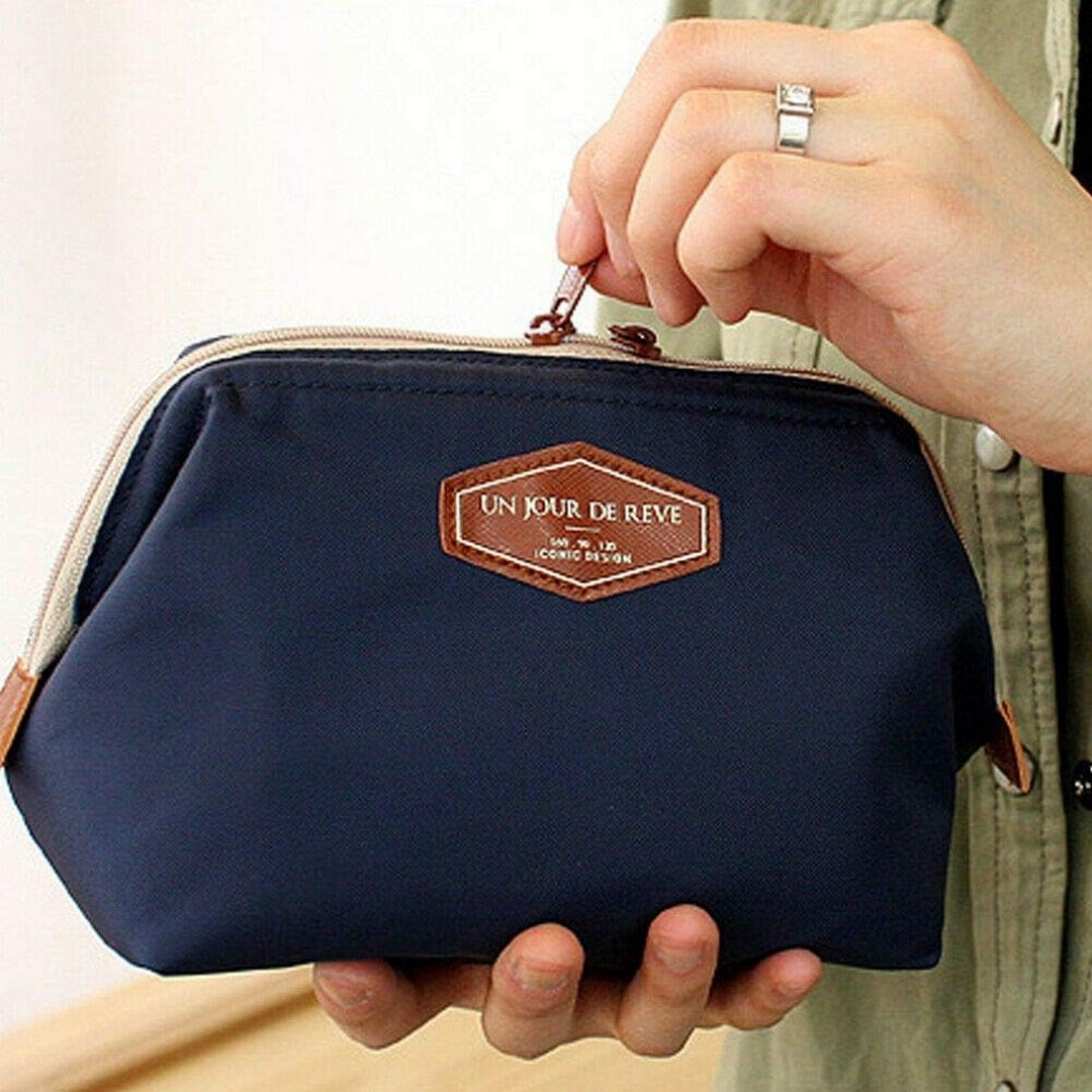 حقيبة تنظيم مستحضرات التجميل - كحلي