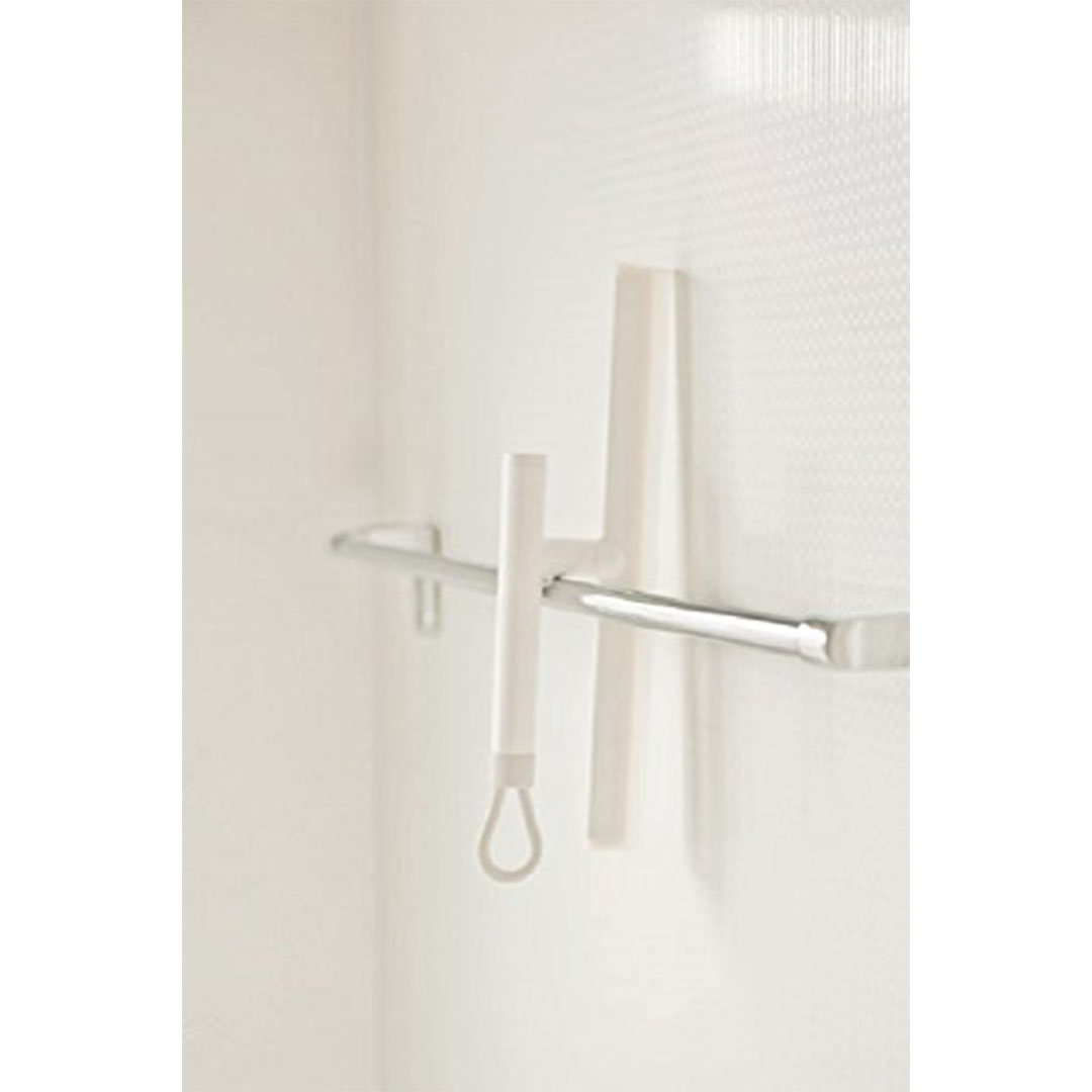 مساحة مطاطية رفيعة