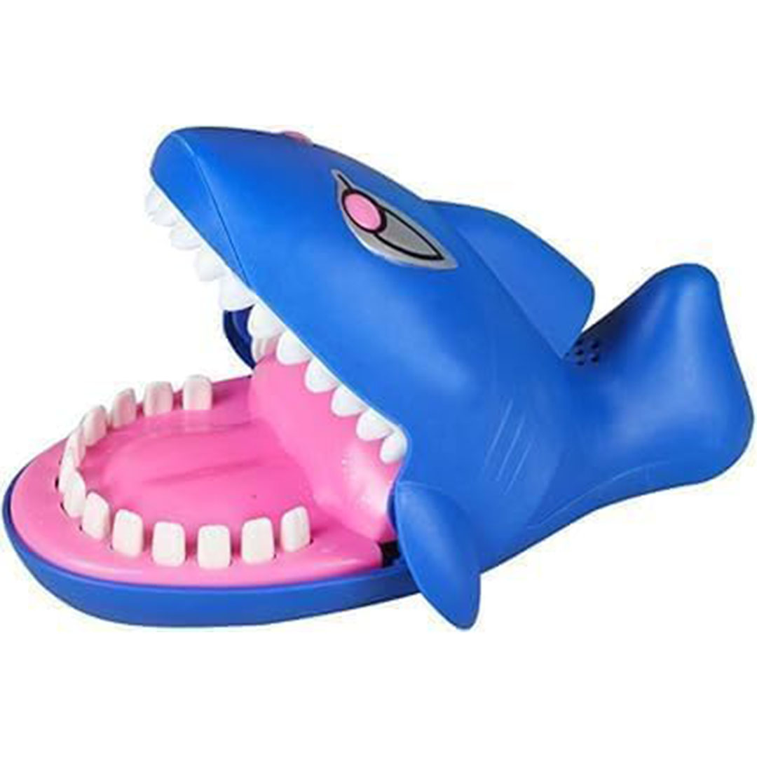 لعبة عض سمكة قرش