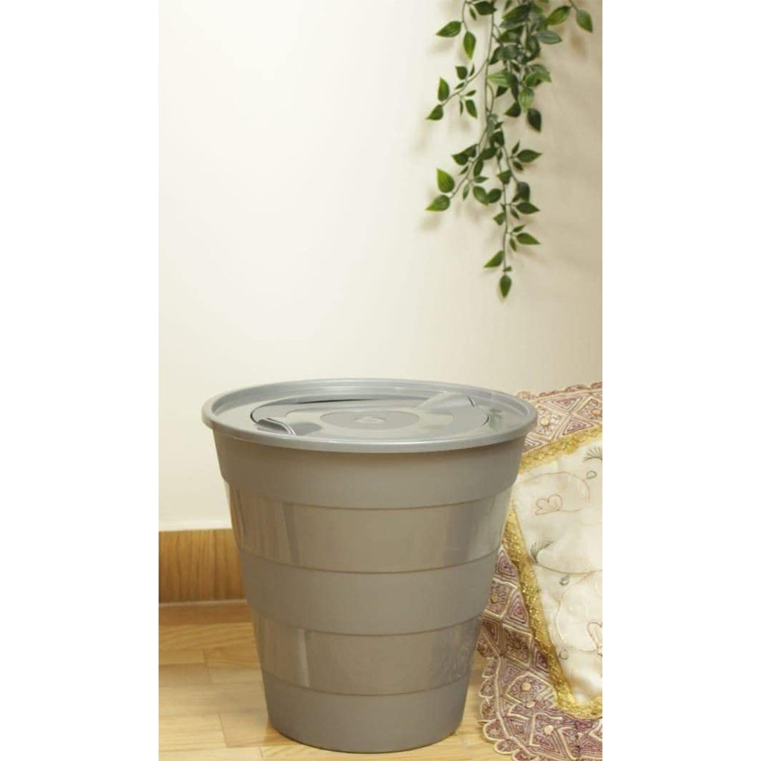 سلة مهملات بلاستيكية مع غطاء دوار - رمادي