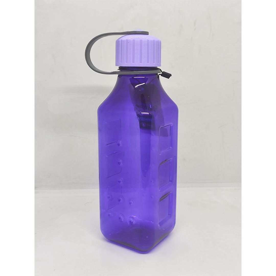 زجاجة مياه مع حزام - لون ارجواني - 800 مل