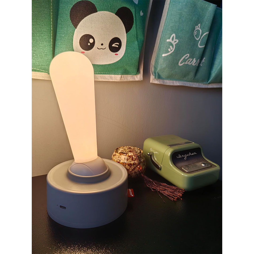 مصباح يدوي بتصميم مبتكر - LED