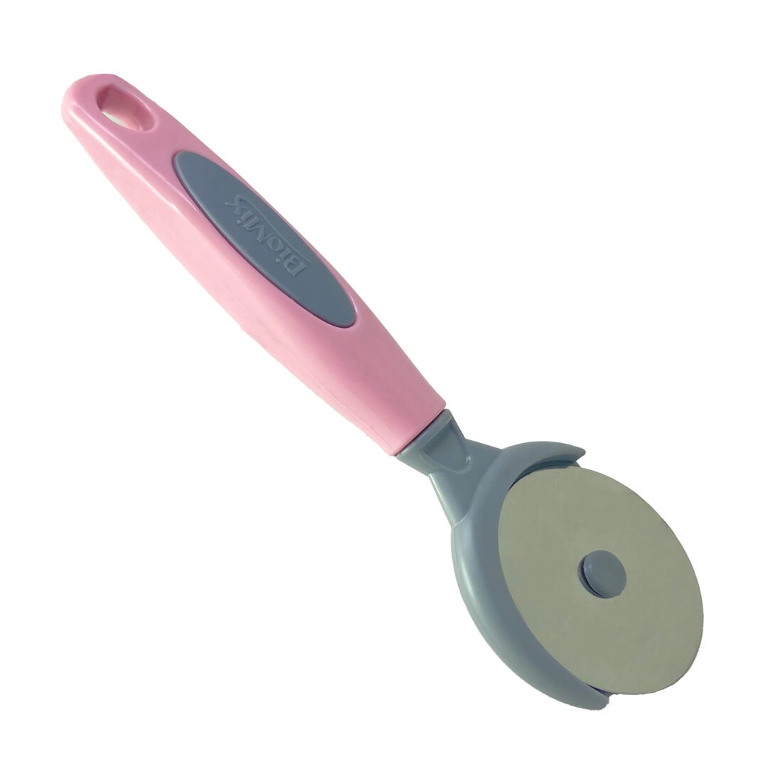 قطاعة بيتزا حادة