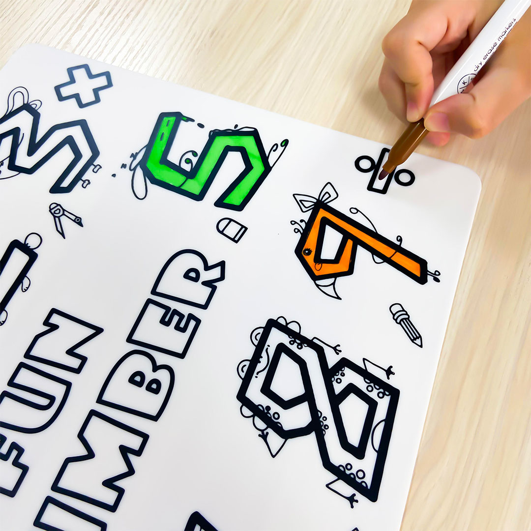 بساط رسم من السيليكون مع قلم لإعادة الاستخدام