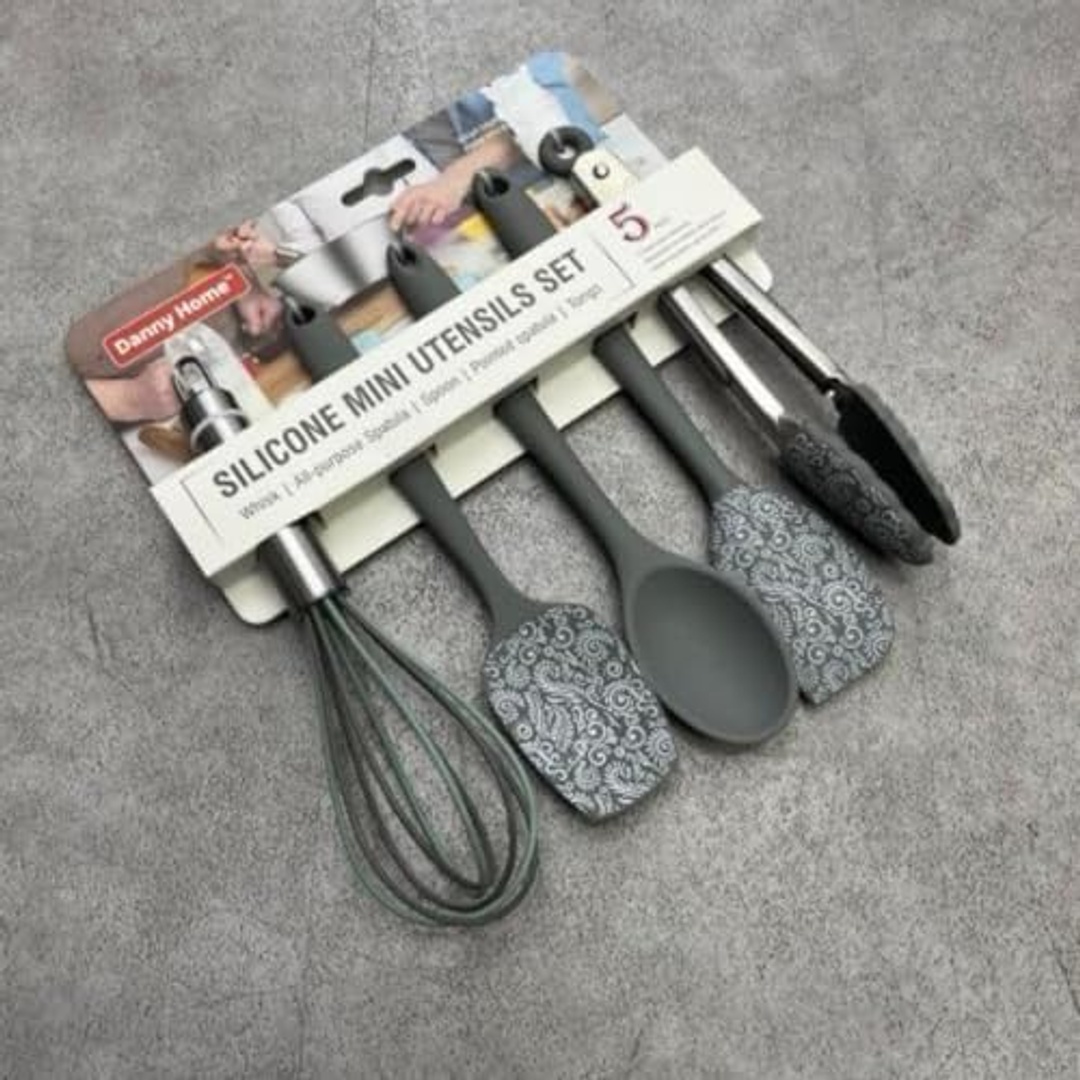 طقم تقديم طعام سيليكون داني هوم - 5 قطع - DH3449-GREY