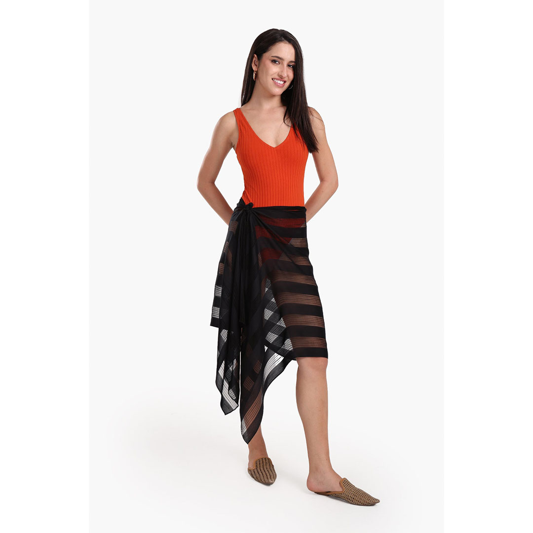 وشاح ساتان مخطط أساسي