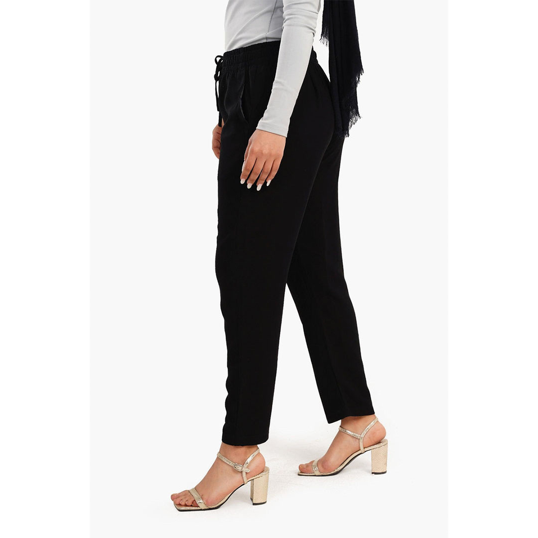 بنطلون استريت ليج بجيوب حريمي - أسود 17339