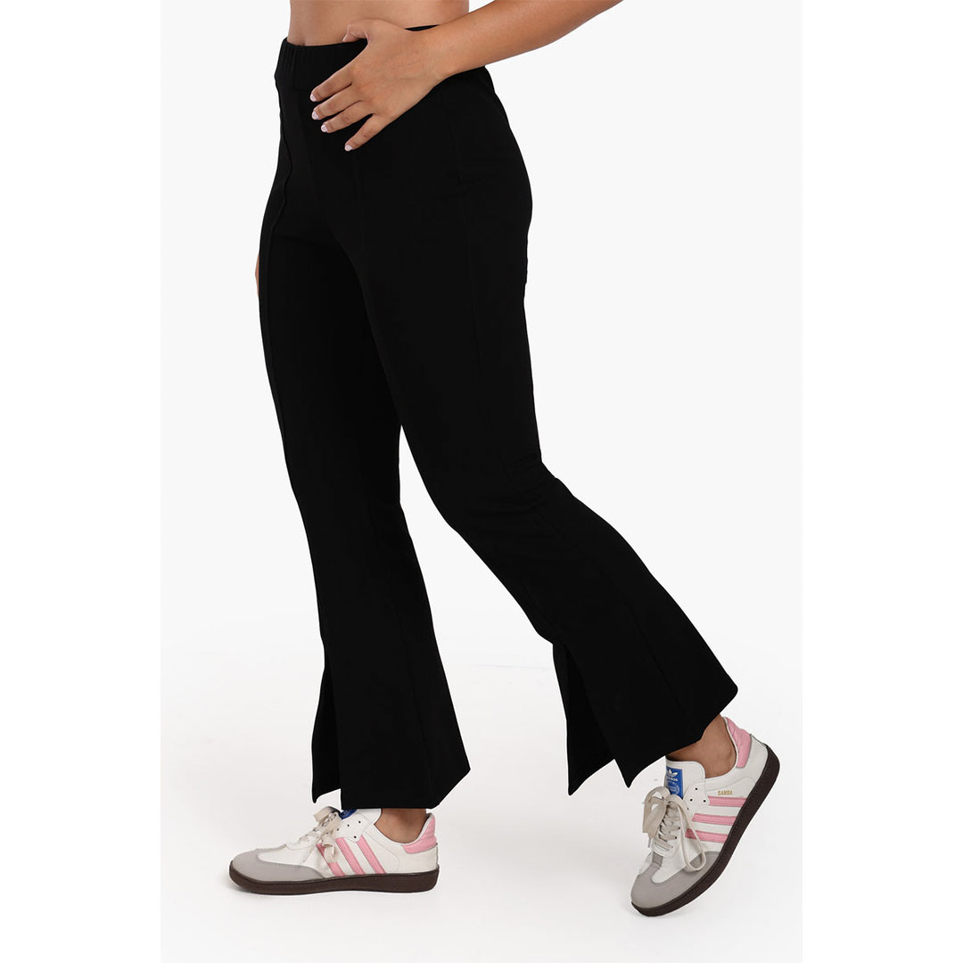 بنطلون واسع بفتحة أمامية حريمي - أسود