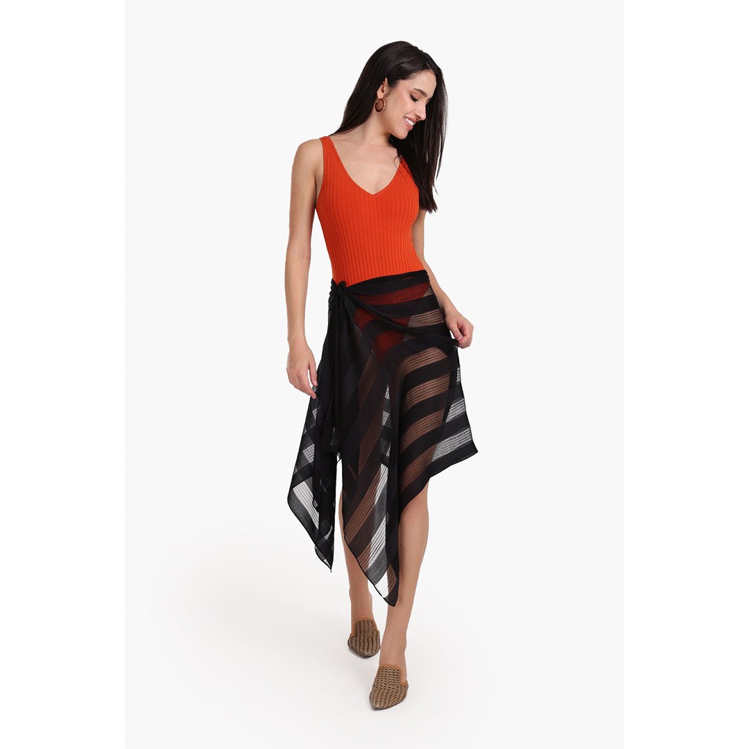 وشاح ساتان مخطط أساسي